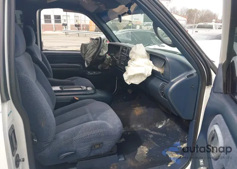 1997 Chevrolet K1500 Fleetside z USA, uszkodzony, nr VIN 2GCEK19R6V1282101